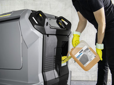 AKAE-KARCHER-PROFESSIONAL-DETERGENT-MOBILE